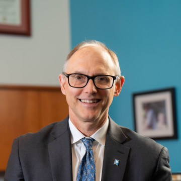 Roger Hartley headshot