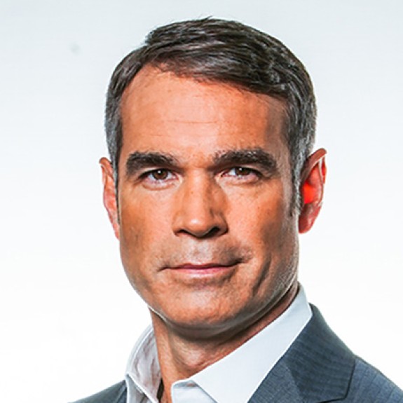 Erik Schatzker headshot zoomed